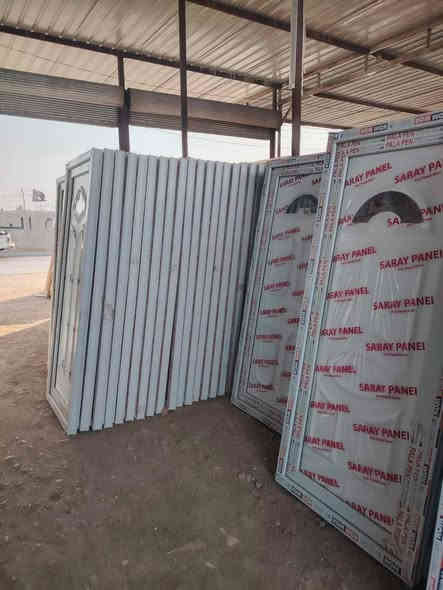 يوجد بواب بلاستك جديد القيسات استندر ابيض سعر باب 75 الف نقشه ضمان تركي يوجد فصال بواب و شبابيك كل الأوان الأسعار  مختلفه حسب طلب معمل الرحمان شارع العام مجاور جامع الشهيد ***********
