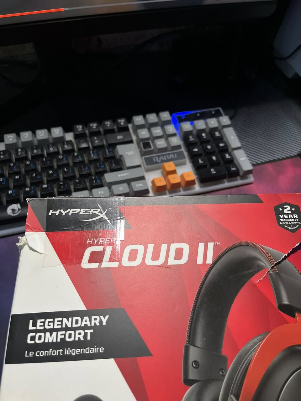 سلام عليكم
هايبر اكس كلاود 2
نظيفه غراض كامله
سعر ٥٠


**إذا كنت صاحب هذا الإعلان وتريد حذفه لأي سبب، رجاءا أرسل رسالة إلى الدعم الفني**