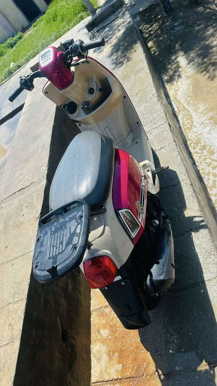 ماكس بوليس نوزل نضيفة فوول
فقط عداد الشاشة مال السرعة طافي 
للبيع مكاني واسط ناحية الدبوني

*********** / ***********
