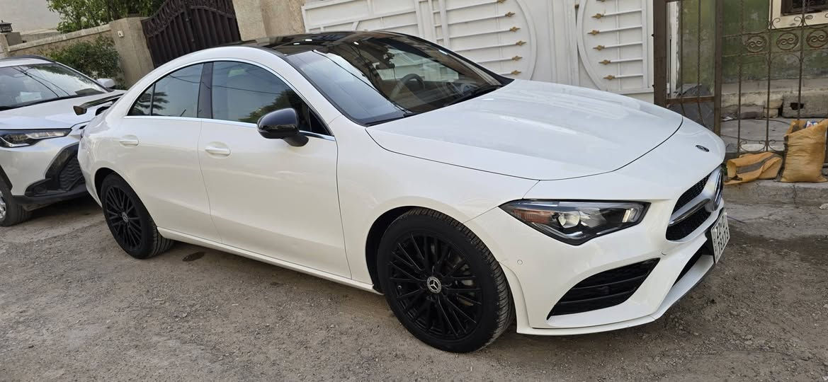 السلام عليكم للمراوس رايد C300اوE300او مرسيدس عالي
CLA250موديل 2020فول مواصفات بنوراما كشنات هيتر كهرباء ماشيه 46الف كيلو ولا مسج بيه صيانه قبل سبوع مسويه
 ***********وتس اب
