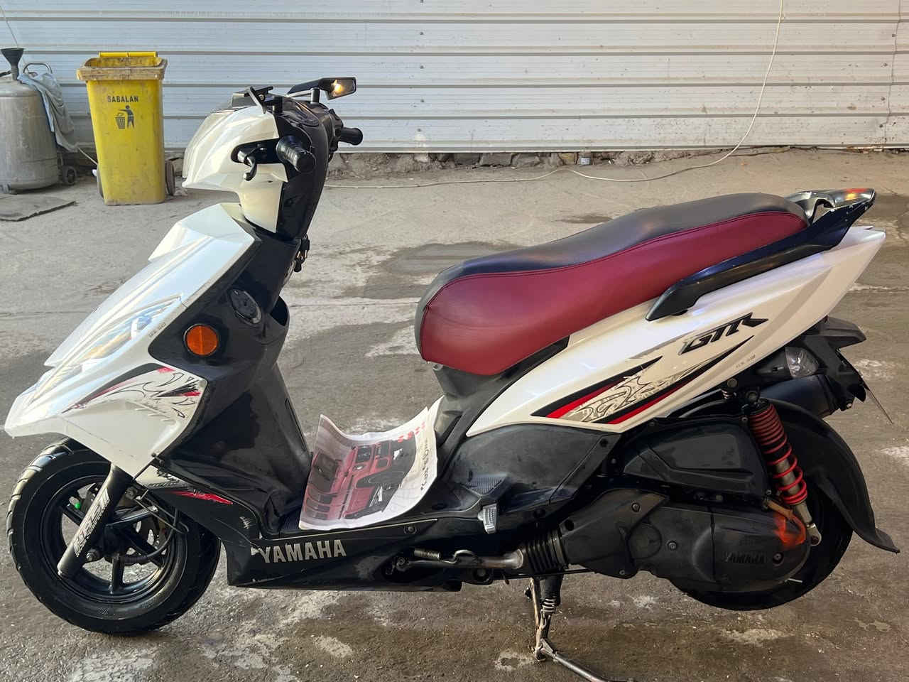 السلام عليكم جي تي ار الدراجة رمبة جديدة ب معنة الكلمة أوراق كاملة أوراق كاملة محرك ناعم بلاد ملعوب برغي بي دبلات أمامي خلفي بلاد شغال اذا مفتوح الترقيم تكدر ترقم الدراجة خير من الله كلش حلوة بيها بس البجم بي فطور مصلح برادة بس تكحيل الإشارة بيها قطعة ماهية مثل ما موضح بالصور مكان الدراجة بغداد الكاضمية السعر 1100 وبيها مجال حك الجية للاستفسار ***********
