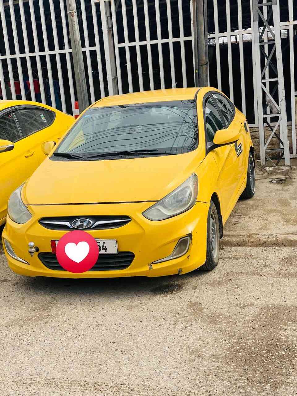 اكسنت موديل 2014 رقم بغداد رقم جديد مسطره وارد امريكي  بيها جاملغ امامي بدون دواخل السياره بأسمي انا الشرعي السنويه لل 2030 مكينه گير شرط تبريد تدفئه كلها شغاله السياره جاهزه شغل واطلع ترزق الله السعر 85 وبيها مجال للطيبين العنوان الموصل الايسر ***********
