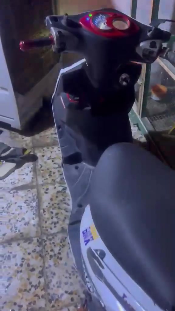 السلام عليكم سكنس فحل للبيع نوزل مزوده بوشه 58
+كلجات رياضيه كهربائيات كله شغاله السعر 500او بيهه مجال عنوان البلديات  الرقم ***********
