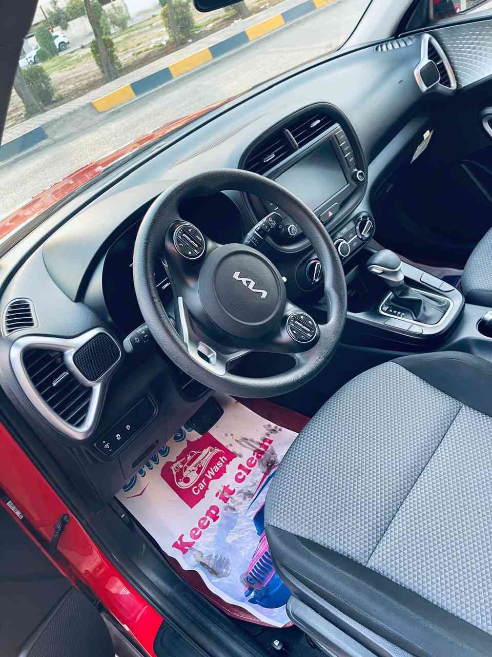 صول LX
2023 لون مميز 
ماشية 12400 ميل 
حادث بونيد تبديل ودعامية تبديل نفس اللون 
وحافه باب السايق ايرباك ستيرن طاك فقط مصلح
للتواصل/ خاص 
*********** وتساب 
*********** اتصال
