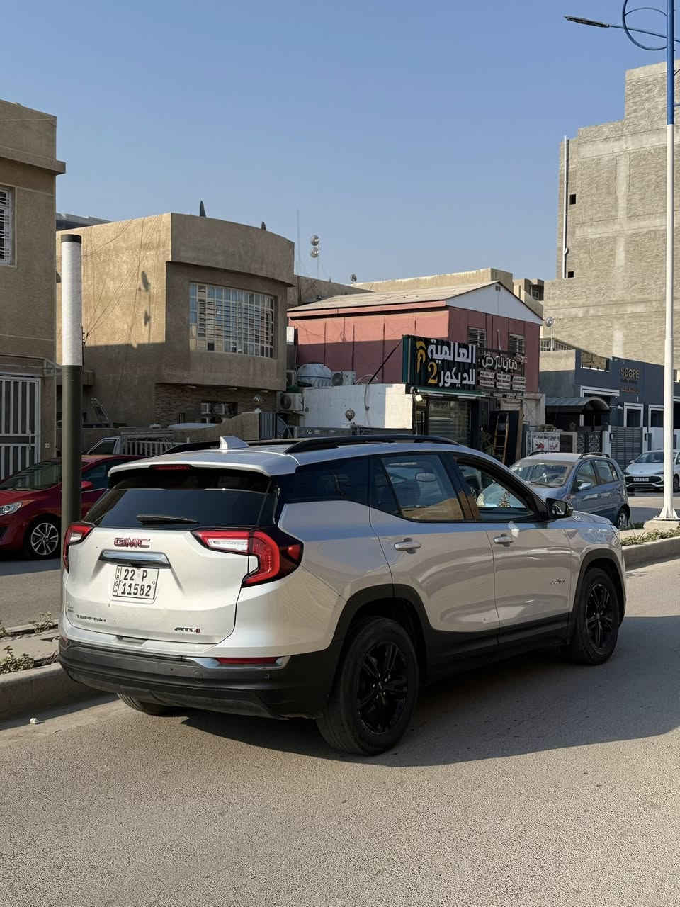 السلام عليكم
للبيع جمسي تيران AT4 فول مواصفات 
موديل 2022
رقم اربيل تحويل وكاله مباشر 
مكينه 1600 تيربو 
بانورما 
بصمه تشغل وابواب 
تشغيل عن بعد 
فور ويل ماوس 
باب خلفي كهرباء 
كشنات جلد + تدفئه 
الكشنات الاماميه كهرباء 
تبريد قطعتين
فول تحكم ستيرن  
لدات امامي خلفي 
مرايات جانبيه حساس نقطه عمياء + اشاير بالمرايات
رادار امامي 
كشن السايق رجاج 
تبريد امامي منفصل السايق عن الراكب 
كشن السايق خزن ميموري 
السياره فول الفول  
الحادث جاملغ صبغ باب السايق مبدل نفس اللون 
ماشيه 81 الف كيلو متر 

سعرها 165 $ وبيها مجال 
مكانها بغداد حي الجهاد 
للاستفسار ***********
