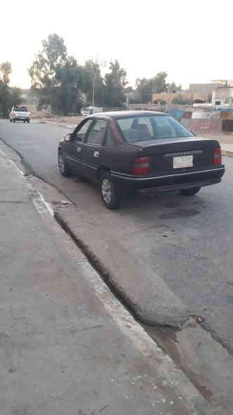 السلام عليكم فكتوره حجم 18 للبيع محرك جير شورت جير عادي كربون موجود وكاله من الوكيلل شرط تحويل من شرقي سنويته عظم منتهيه سياره حلوه كاروبيات شغال او مراوس سياره حسب الاتفاق السعر 32 بها مجال رقم هاتف(***********)
