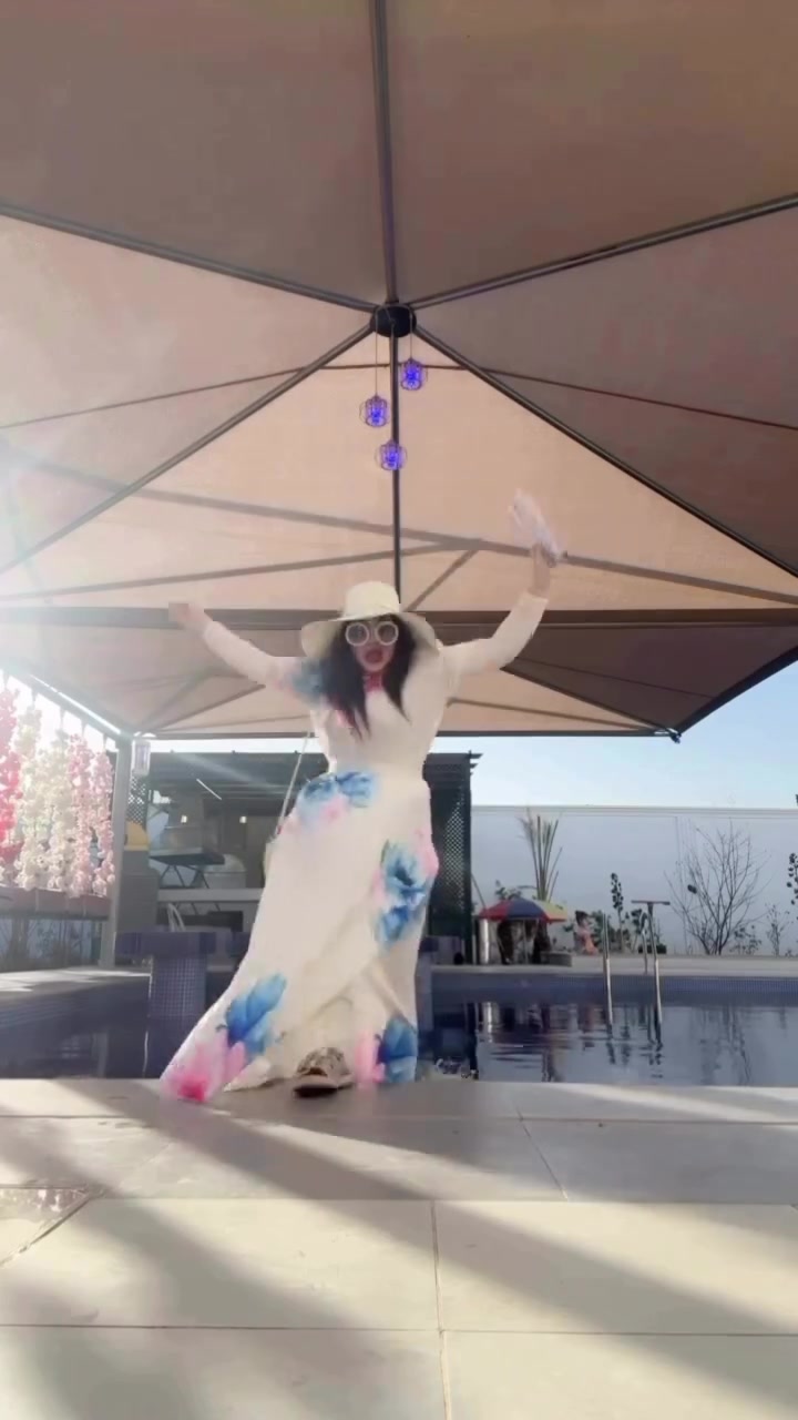 ⁨	Topa - modern femme 💛 اقروا الكابشن 
علق بكلمة ( سعر ) توصلك كل تفاصيل 
-
سوت متوفر بلونين 🌻
-
قياس فري سايز 
-
للحجز خاص او ***********
-
توصيل بغداد والمحافظات 5 الاف⁩
