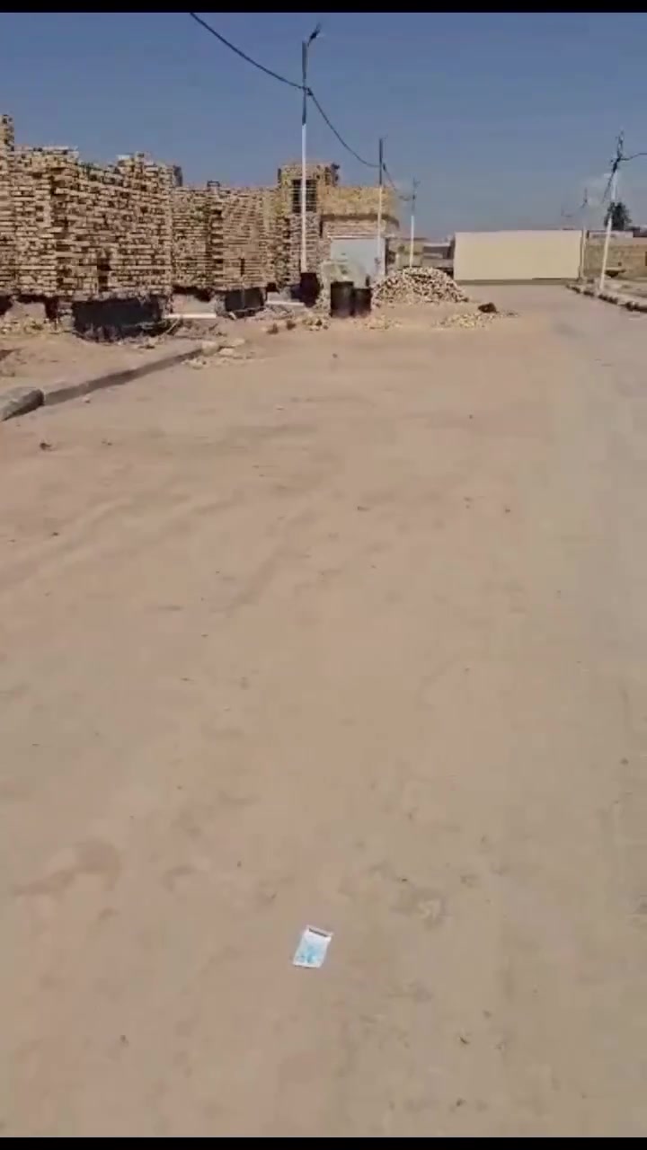 يعلن مجمع الجوادين السكني عن توفر قطع اراضي زراعيه سند 25 مداور بالطابو كافه الخدمات متوفره ماء كهرباء تبليط ارصفه. اناره.وكافه المساحات متوفره ..مجمع راقي من حيث الموقع والقرب من المدارس المراكز الصحيه المستشفى .لاتتعب ولادوخ احجز قطعتك واستغل العرض.. قرب شارع 30 للاستفسار الاتصال على الرقم ***********
