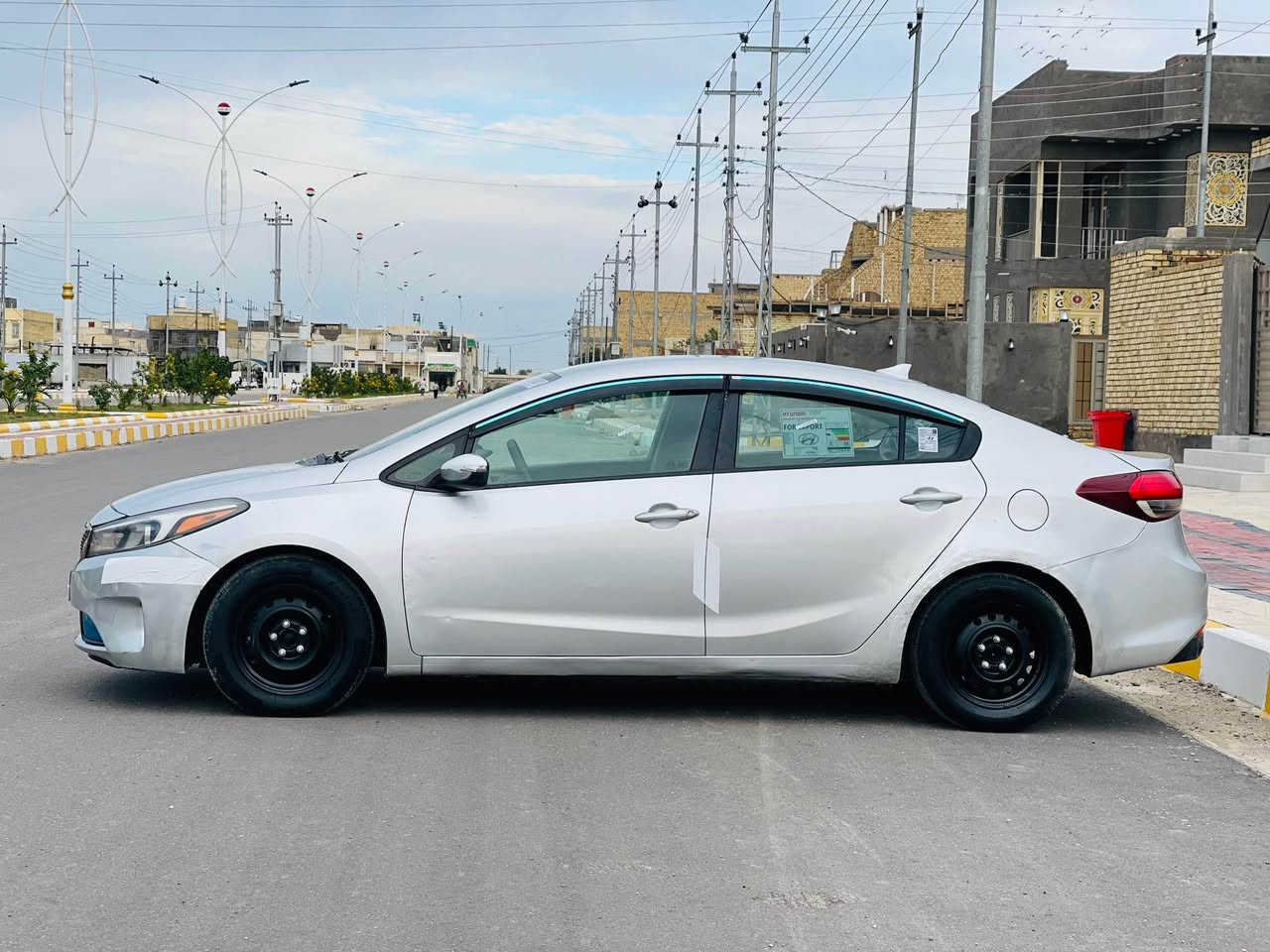 سلام عليكم فورتي 2017حره تحويل ثاني يوم وارد مريكي صور الحادث بلمنشور كفاله ضربه وصبغ وتبديل ماعده جاملغ امبدل اصلي مواصفات سياره كامره دوار تحكم سترين مكينه 2000 دوش جاهز الخير مكينه كير تبريد حداده مكان سياره الناصريه 
السعر 113 وبيها مجال
الرقم *********** ناصرية, ذي قار
