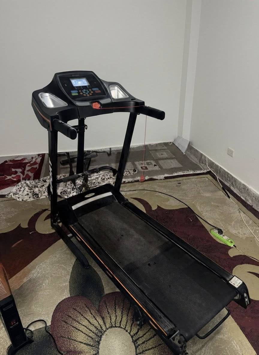 مستجعل على بيعته
جهاز جري sport 

قدرة تحمل 130 كيلو
بي جك

بي سماعات 

بي ثنين دمبلص

دبل ماطور صعود جبلي

بي نظام aux

نحاس اصلي

يحتوي هزاز بطن

وكالة فنون سبورت

شاشة الكترونية

سعره ب٢٢٥ وبي مجال والقران الجديد مالته بـ٤٨٠ 

***********
