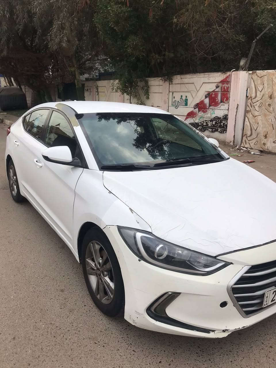 النترا 2018
ماشية 180 mi

وارد امريكي

ضررها بنيد وشبر من القمارة 

مواصفاتها معروفة 

السيارة رقم اربيل وعندي وكالة بيها

والي حق التحويل يعني تحويلها مباشر مني

واللي يعرف بهذا الموديل بيها عيب مصنعي الصبغ يكشر من وحده 

گير مبدل والمكينة ما مفتوحة

والسونار مرفق بالمنشور

مكاني بغداد الحسينية 

 

السعر 110 وبيها مجال 

رقمي: ***********
