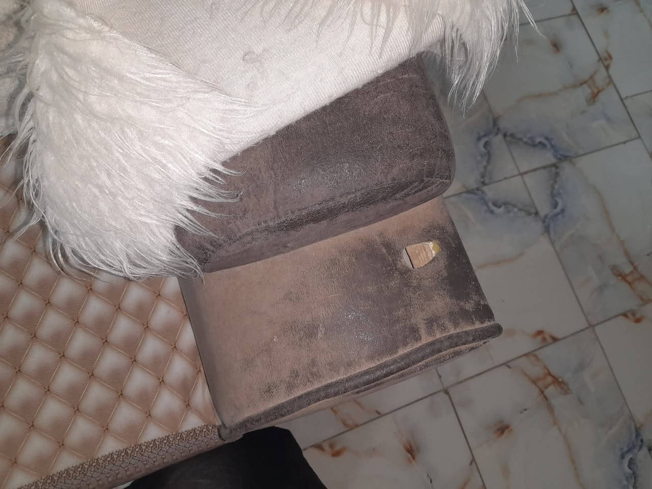 ديوان ٥ مقاعد سعره ٨٠ وبي مجال


**إذا كنت صاحب هذا الإعلان وتريد حذفه لأي سبب، رجاءا أرسل رسالة إلى الدعم الفني**