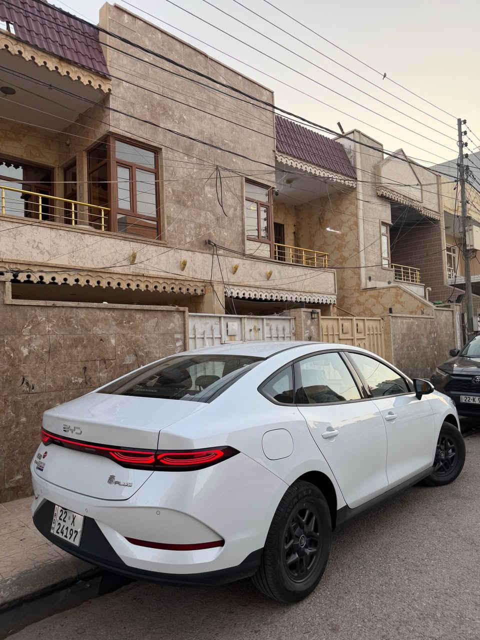بیوایدی قوین پلاس ٢٠٢٥ سیارەکە ٧هەزار رۆیشتیە ٤پەنجە تحدیلی هەیە لەگەر نەرمە تەزرەکی زۆر زۆر خەفیف سیارەکە اشیای خۆی لەگەرە رەقەم هەولیرە هەموو شتەکی بەشەرتە سحر لەخوار هەموو بازار*********** أربيل, العراق
