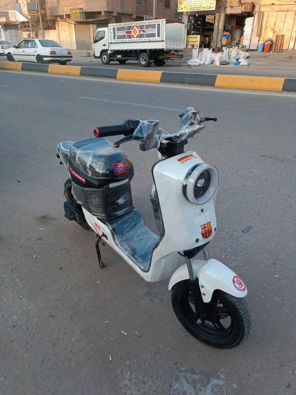 دراجة شحن r9 حجم البطارية صارلهن اقل لسبوع من مبدلهن 32 امبير 
وصارلي اقل لشهرين من ماخذها السعر 375 
وبيها مجال للتواصل ***********
