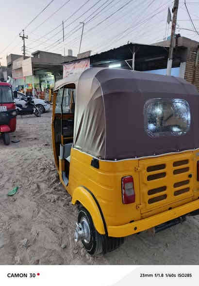 سلام عليكم تكتك 20رقم وسنوية جاهزة خير من الله ما نقصهة شي مكان حي البتول سعر ٧٣٠٠وبيهة مجال رقم ***********
