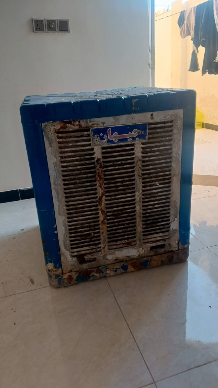 سلام عليكم مبرده جيهان حوضها كلش نضيف 
ماطورها شغال سعر ٥٠وبيها مجال ***********
