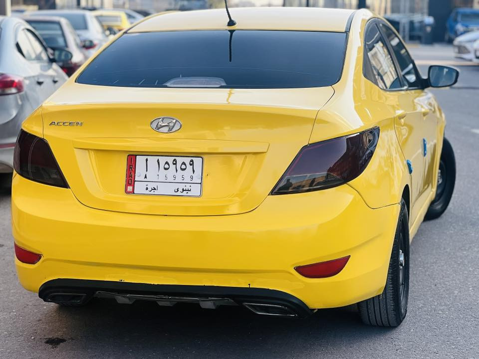 📍للبيع سيارة اكسنت مضلع 2016
محرك 1600 أمريكي
السيارة باسم صاحبها الشرعي

المواصفات:
 • شاشة
 • تدفئة
 • طقم تايرات جديد
 • الماكينة شرط
 • لا صرف ولا نفخ
 • السيارة نظيفة وجاهزة للفحص
الضرر زوايه جملغ خلفي وشويه بالحوض

السعر: [97 وبيها مجال بسيط ]

للاستفسار: ***********
ملاحظة غير متواجد على الفيس بوك فقط الاتصال على رقم الهاتف
