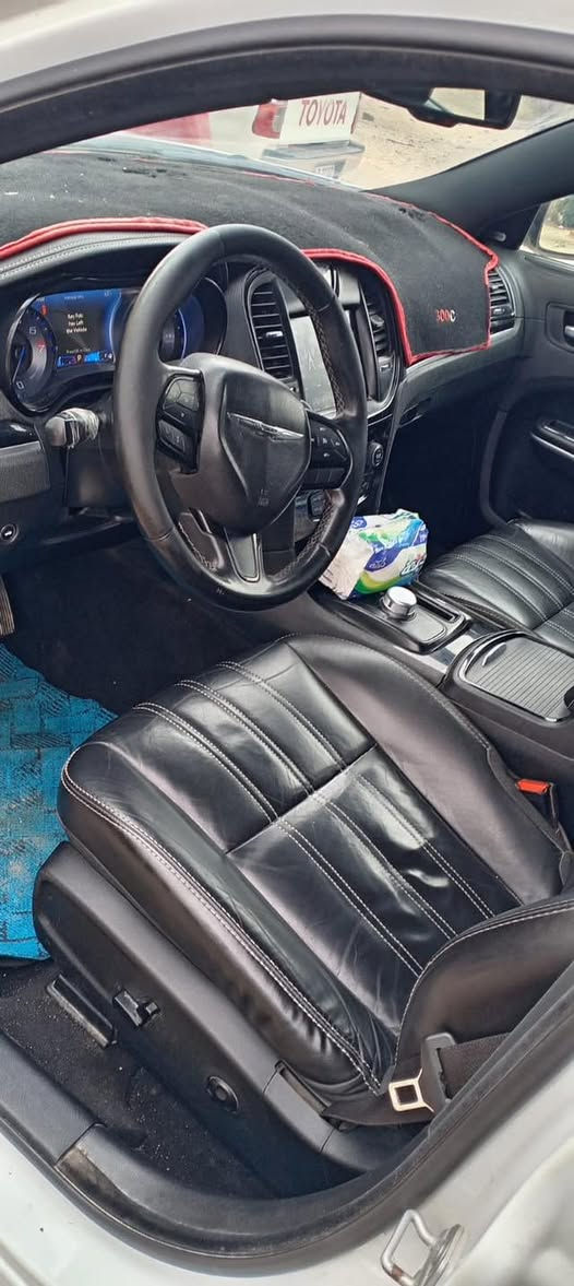 اوبامه للبيع فقط مديل 2020اصل رقم بصره بسمي رقم الجديد هزه جديده مكينه 3600 كير تبريد حداده تخم تاير كله كفاله السياره جديده مال جناي حادثه موضح بالمنشور مكان السياره البصره للإستفسار ***********
