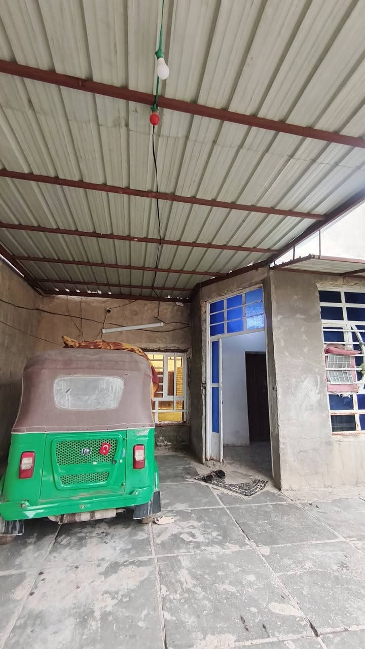 بيت للبيع نهروان الستالاف قرب مدارس العداديه والابتدائيه
البيت طابو صرف 200 بي 4 قرف ثنين فوك وثنين جوه + مطبخ حمام داخلي صحيات خارجيه بصف الركن سعر تصل ***********
