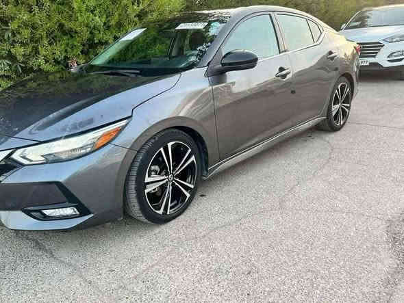 سنترا 2021  فئه ال sr
ماشيه ٦٨ ميل
ضرر بابين
رقم أربيل
كابون بانزين
السعر ١٢٨ قفل
***********
