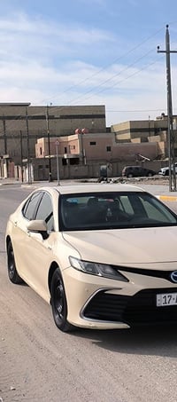 كامري خليجي هايبرد موديل 23 حادث فقط جاملغ خلفي باسمي تحويل ثاني يوم ب...