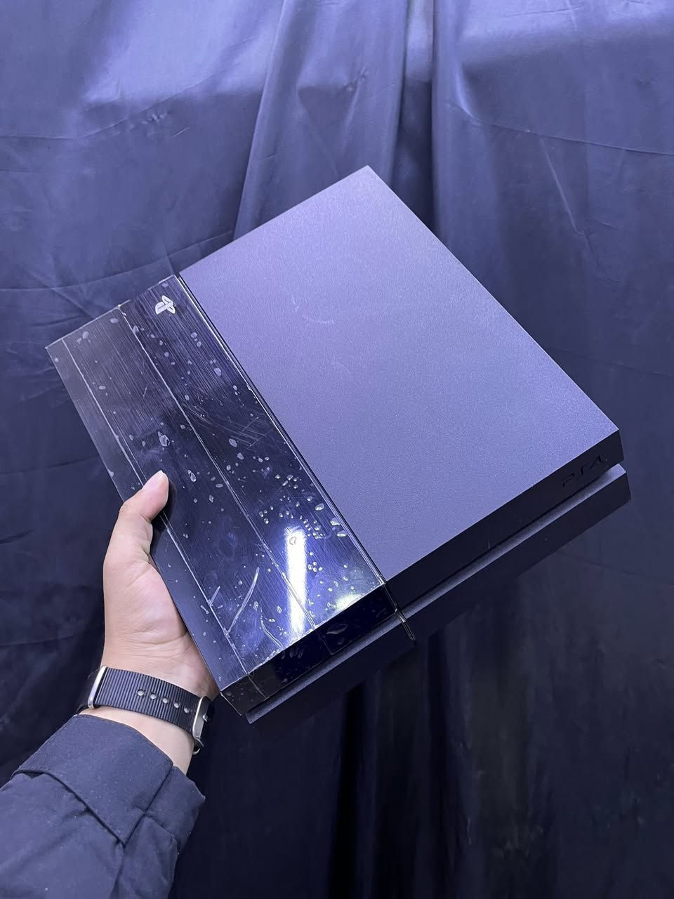 مرحبا اخوان بلي واكس ب اسعار نارية 🔥😍
1-بلي فور فات دبل جويستك 160 الف فقط 🔥 
2-بلي فور سلم نسخة سبايدرمان ب 220 فقط 🔥 
3- اكس بوكس ون اس كامل ب 120 الف فقط 🔥 
4- بلي فور فات مهكر دبل جويستك 200 الف فقط 🔥 
5- بلي فور برو دبل جويستك واحد تيرا 4k 315 الف فقط 🔥 
6-بلي فور سلم مهكر دبل جويستك 250الف فقط 🔥 
7- اكس بوكس ون اكس باندل 185 الف فقط النادر 🔥 
8- اكس بوكس ون فات 105 الف فقط 🔥 
***********
توصيل كل العراق موجود
ضمان بكل جهاز 15 يوم عدا الكسر
اخوان ماكو هيج اسعار وهيج قطع نادره إلا يمي وتدللون
