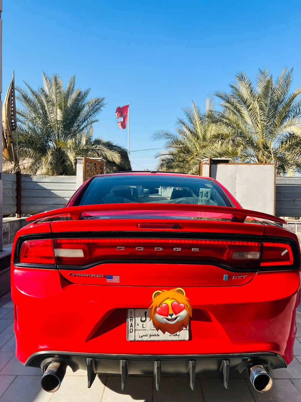 السلام عليكم 
جارجر ٢٠١٤ اصل كفاله حاليا بيه بيبان اثنين تبديل ابلاد 
تصوير الضربه موجود عندي باب العبري بس بس داخل دوسه مواصفات SXT فتحه كير مكينه مكفولات 
السعر ١٦٨ وبيه مجال بسيط / عليه غرامه ٩ $ أوراق تنزل من السعر 
الاستفسار / ***********
