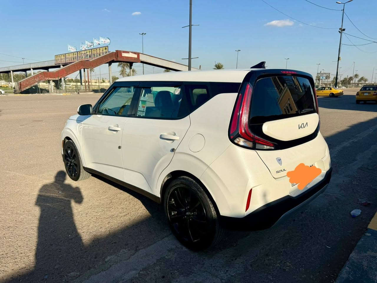 السلام عليكم
كياصول موديل 2024 وارد امريكي حادثه جاملغ ايمن فقط ومصبوغ ربع باب الصدر بدون دواخل صور الحادث داخل المنشور مكينة 2000 دوش ماشية 59 الف سيارة جديدة وجاهزة رقم بغداد الدولي مكاني بغداد المشتل السعر 153 وبيه مجال بسيط الرقم ***********
