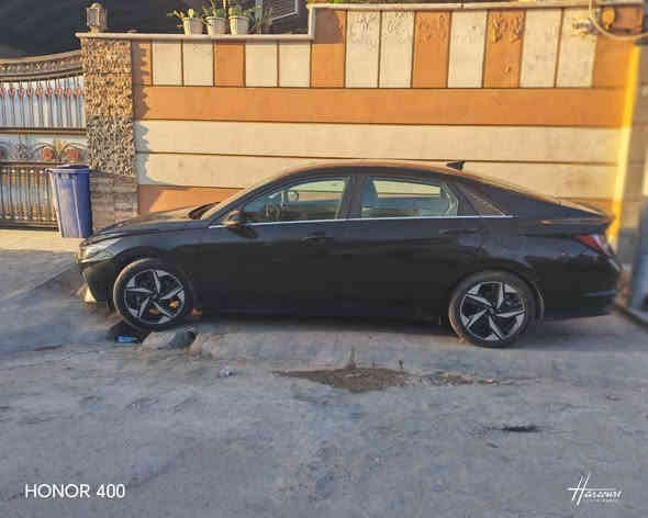 النترا هايبرد ٢٠٢١

فول مواصفات 

هايبرد وارد امريكي  بأسمي بغداد 

فول مواصفات للاخير 1/1 

دخول ذكي

فتحة سلايد 

بصمه ابواب لمس بصمه صندوق 

سستم سماعات BOSE

إنارة ترحيبية في قبضات الابواب 

صندوق ذكي يفتح عند الاقتراب 

رادارات 360  درجة 

نظام محافظة على المسار 

قيادة ذاتية 

شحن لاسلكي

حساسات خلفية

اضاءة اماميه 3 عدسات  

بك لايت لد

كشنات جلد /تدفئة تبريد ب الكشن 

كشن السائق كهرباء خزن ميموري حركتين 

تبريد شاشة مناخين منفصلين 

شاشة معلومات كبيرة 

شاشة عدادات دجتل 

اوتوهولد autohold

هاند بريك بصمه finger brake 

وضعيات قياده ( سبورت ، نورمل ، سمارت)

مراية وسطية تعتيم ذاتي 

‏Abs &Esp

***********

مكاني بغداد
