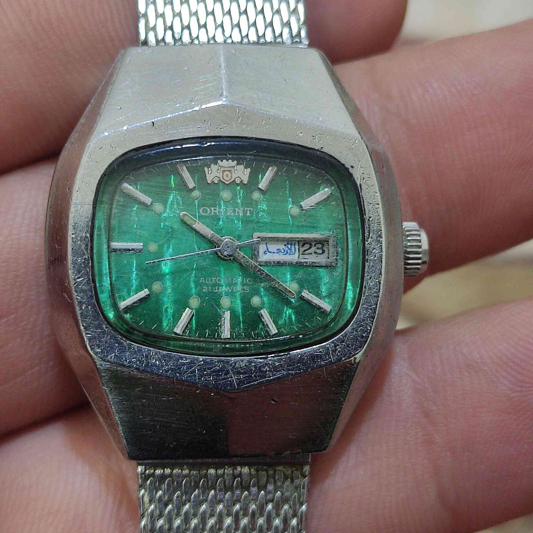 22ساعة نسائية للبيع نضافة تامة وكلة شغال اليوم وشهر لتواصل خاص او واتس ***********
