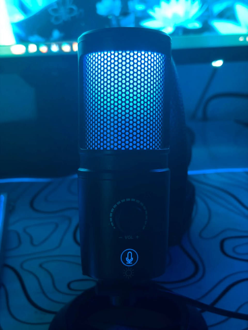 سيت اب كام للبيع المواصفات⬇️
Cpu:core i5 12th
Gpu: Rtx3060ti
Ram:16gb 3600hz
Mtb:h610
Hard: m.2 256+ hdd 1tb
Pwer: 660 gold
Ubs: 850
Monetor: msi -ips-24inch -180hz-1ms
-----------------
الاكسسوارات*

ماوس عدد٢ +كيبورد عدد٣ + مايك خارجي+ ماوس باد+ كيبل لان
ويا حساب ستيم- بي عدد من الالعاب + حساب ايبك كيم بي هواية العاب من ضمنها gta 5 بالنسخة المحسنه والعادية+ سلسلة تومب رايدر كاملة بي هواي العاب كلهم مشتريهم
ا_________________
السعر:1,400,000وبي مجال
للتواصل :***********
العنوان: البصرة لايوجد توصيل
