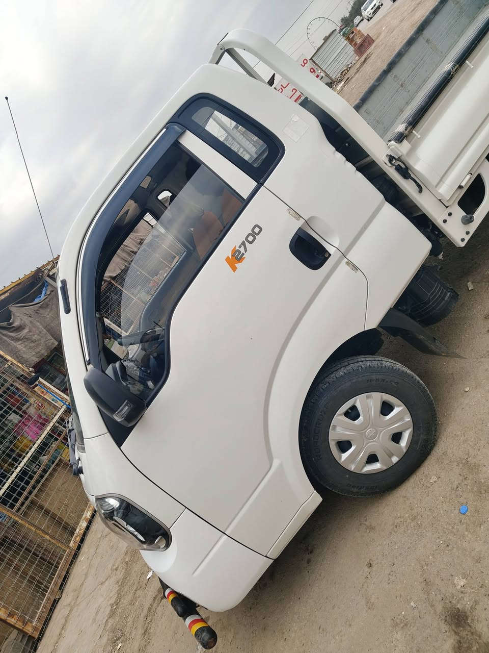 سلام عليكم كيا حمل موديل 24 ماشيه 45 سعر 155 وبيه مجال للشراي هاتف صاحب سيارة ***********
