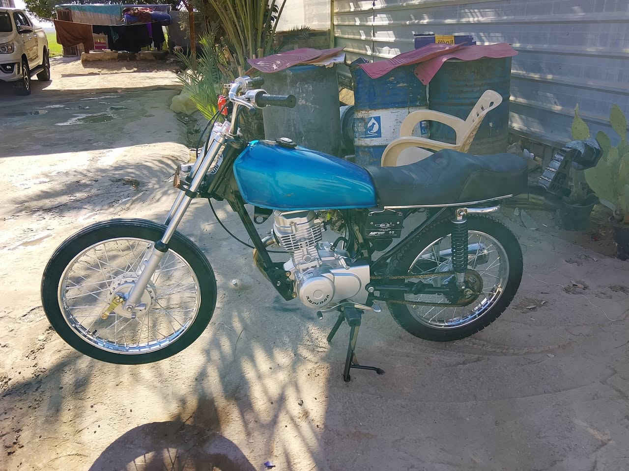 دراجه رقم وسنويه بسمي دراجه شاصي 21  وتعمير 25 (بيع او مراوس بدراجه أوراق كامله)
السعر 1200 وبيهه مجال مكاني نجف عباسيه 

***********
