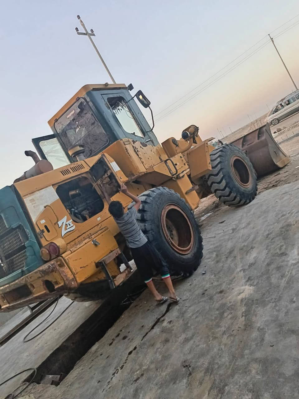 البيع شفل كاوسكي حجم ٦٥ كهربائي  ***********
