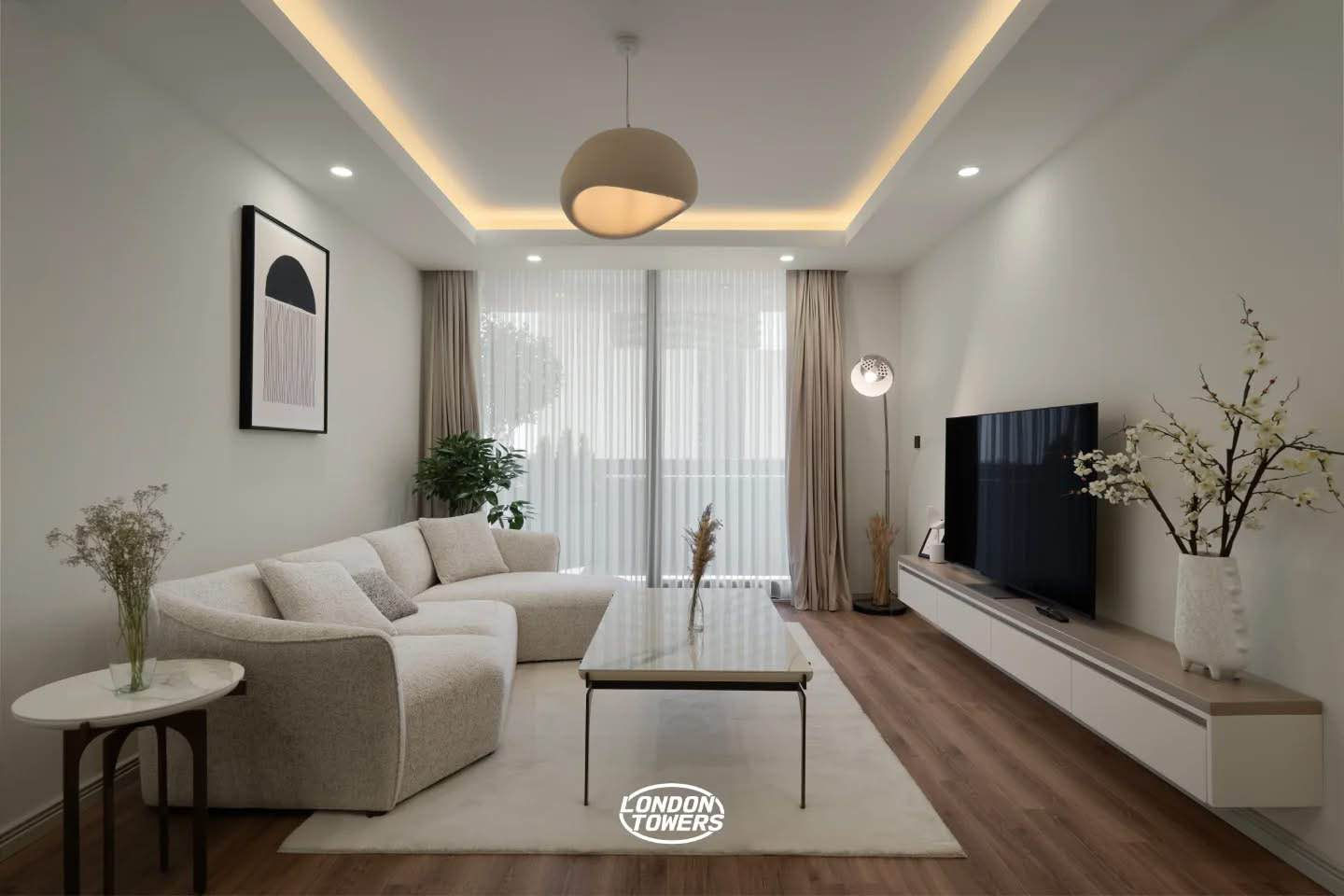 کوردی و عربي/
نموونەی شووقەیکی زیرەک لە پرۆژەی لەندەن تاوەرز 
نرخێکی گونجاو شوێنێکی باش…..
جۆری شووقەکان پێکهاتووە لە 
یەک ژووری (١+١)
دوو ژووری (١+٢)
سێ ژووری (١+٣)
چوار ژووری (١+٤)

***********
***********
————————————————-

مثال لشقة ذكية في مشروع لندن تاورز 
مكان جيد بسعر معقول.
انواع الشقق:
غرفة واحدة (1+1)
غرفتين (1+2)
ثلاث غرف (1+3)
أربع غرف (1+4)

***********
***********

‏ #erbil #iraq #kurdistan #London_Towers #erbilrealestate #kzpropertymanagement #iraqpropertymanagement #erbilpropertymanagement #koshkizinwe #propertymanagement #realestatemarketing #kzrealestatemarketing
‏#koshkizinwe #realestate  #dubai #koshkizinwerealestate 
#للتسويق_العقاري #ادارة_الملك #شوقە #پرۆژە #خانوو #کرێ #فرۆشتن أربيل, العراق
