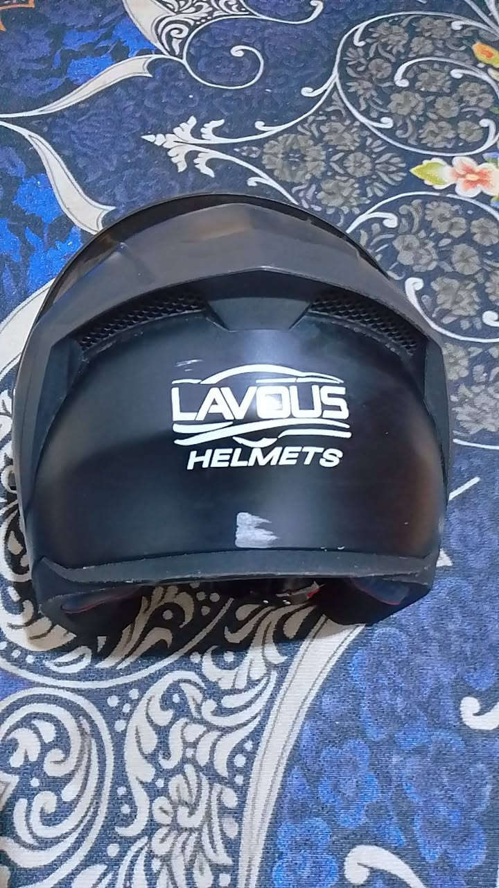 خوذه لبيع سعره 30 
رقمي ***********
مكاني ميسان المجر الكبير
