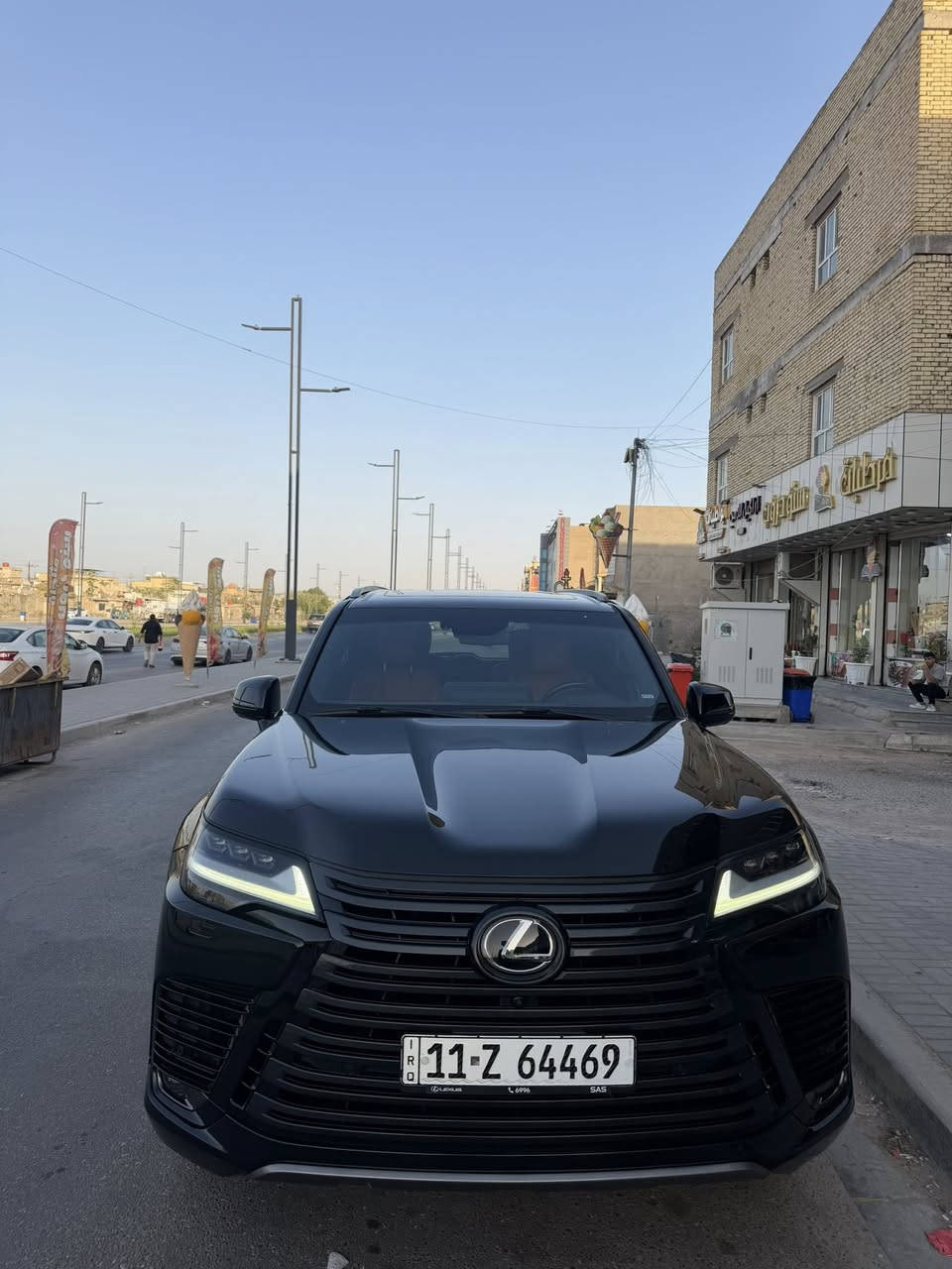 السلام عليكم
لكزز 2023 في اي بي 
VIP
ماشيه 47 الف كفاله من الجكه
ساز مغلفه ppf جديده طخم تاير جديد
سعرها 1075 وبيهه مجال
***********
