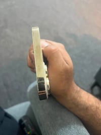 أيفون ١٢برو ماكس جهاز جدا نضيف مبدله شاشه اصليه وبطاريه اصليه جهاز شاش...