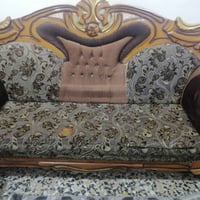 تخم قنفات البيع السعر ٤٠٠ بيهن مجال بسيط مكاني حي اور قرب جامع الفردوس...