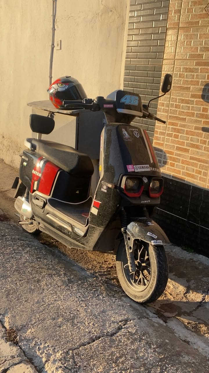 للبيع 
ريان ابو العيون 
نضافه كدام  العين 
شاحنه اصليه مالتو 
سعر ٧٥٠ مجال قليل 
رقم ***********
