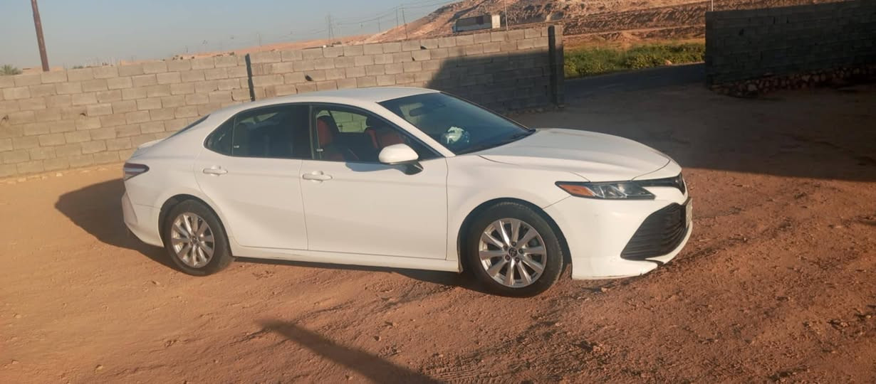 سلام عليكم
كامري وارد أمريكي LE   2018
صور سونار بل منشور 
رقم بغداد انكليزي بسمي 
السعر 190 وبيه مجال  
رقم الهاتف *********** 
العنوان الانبار القائم
