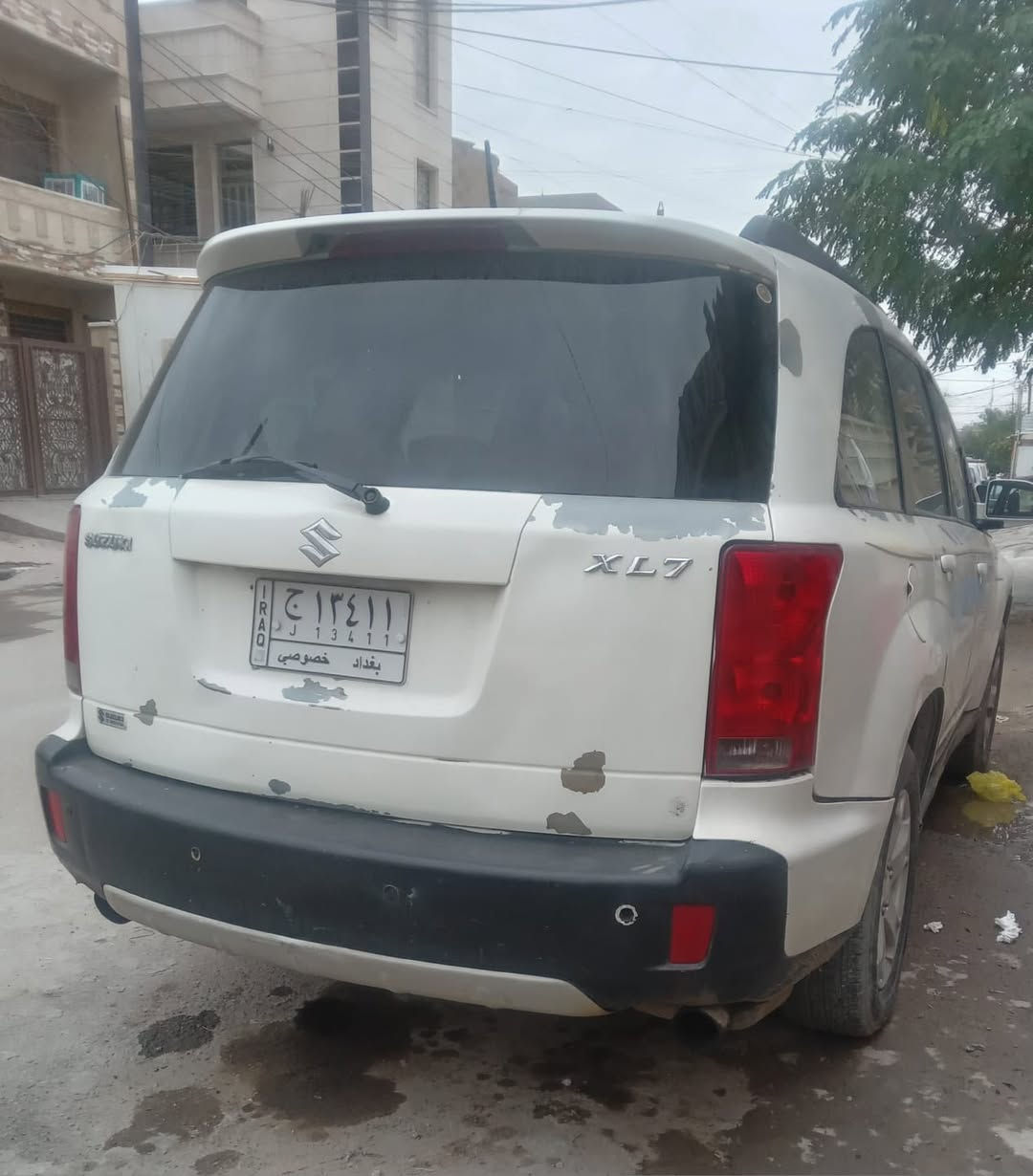 سلام عليكم سيارة سازوكي السعر ٤٥   بس بيها خيط تبخير بسيط ***********
