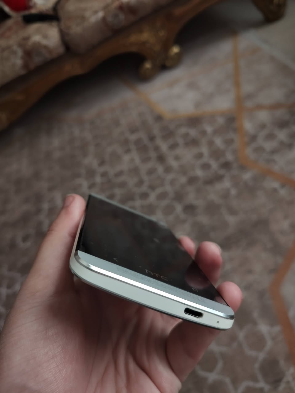 HTC one Silver Edition 32GB
السلام عليكم و رحمة الله و بركاته
جهاز اتش تي سي ون نظيف جدا جدا نظافه تزيد عن 95%
حتى اللزكه بعدها عالشاشه والضهر
و يشغل كل شبكات الاتصال ويدعم wi-fi و 4G 
لمحبي اقتناء الاجهزة النادره لغة عربيه مبرمج شرق اوسط
السعر ١٢٠ الف وبي مجال الشراي يدلل ومتوفر توصيل


**إذا كنت صاحب هذا الإعلان وتريد حذفه لأي سبب، رجاءا أرسل رسالة إلى الدعم الفني**