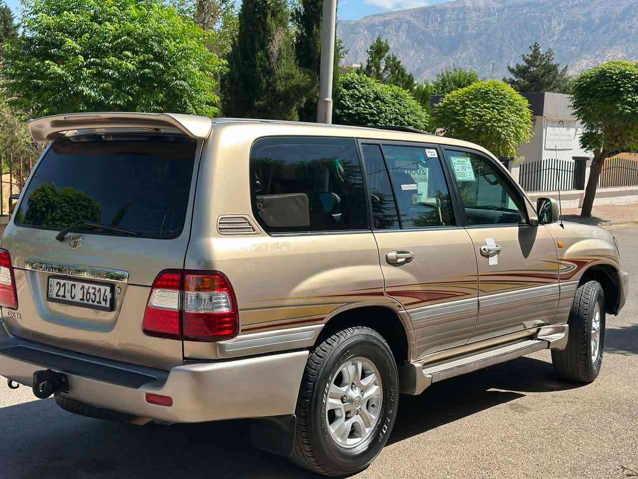 تۆیۆتا لاندکروزر GXR 2005
فول مواسەفات
بێ بۆیاخ
سەنەوی نوێیە تا 2028
سەیارەکە زۆر خاوێن و پارێزراوە
هیچ مەسرەفێکی تێدانیە 
نموونە لە جوانی و پاکی 
ما ليكي زؤر خا وينه  ما لي دؤسته 
گێڕ و مەکینە بەشەرت مەکینەی نەکراوەتەوە
هیچ کێشەیەکی تێدا نییە 

ژمارەی خاوەنەکەی 
*********** السليمانية, العراق
