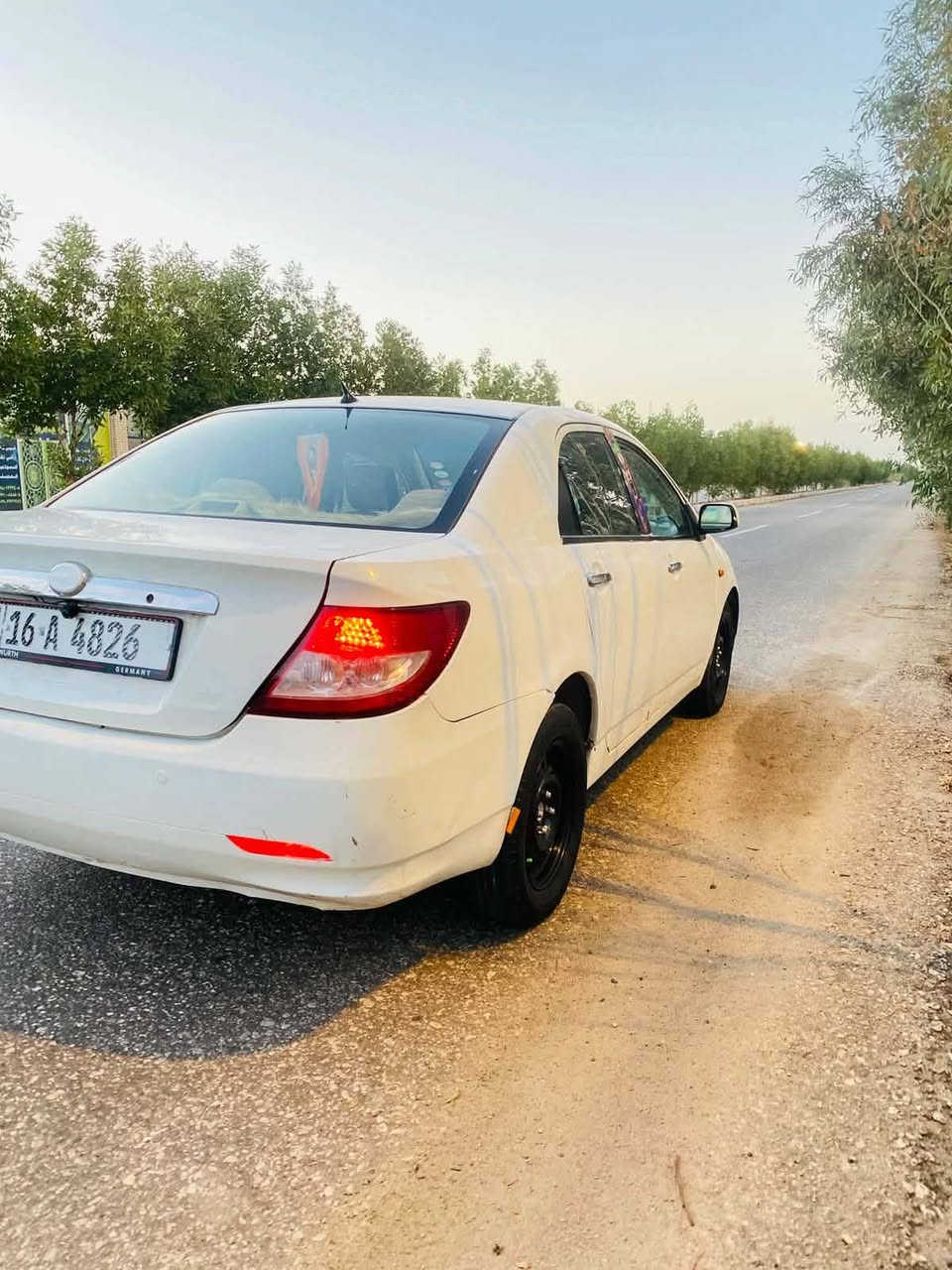 وينه الي يدور نضيف

سلام عليكم سياره مديل 11 BYD f3
رقم قادسيه مشروع وطن 
مكينه مسيبوشي ياباني بلادي
سياره خير من الله كير مكينه كفاله 
تخم تاير 
حداديه  جديده
كهربائيات كلها شغاله 
تدفئه شغاله تبريد نقص كمبريسر
سياره بيها باردات مصلحه ومضبوغه حزام 
مكفولة من الضربه القويه وشواصي كفاله 
دواخل دوشمه شاشه جديده 
سياره شرط مداور
راعيها جاري ويريد مداور

عنواني نجف مقابل قرية الغدير شارع الصب 
سعر 45وبيها مجال شراي خابر ودلل
***********
