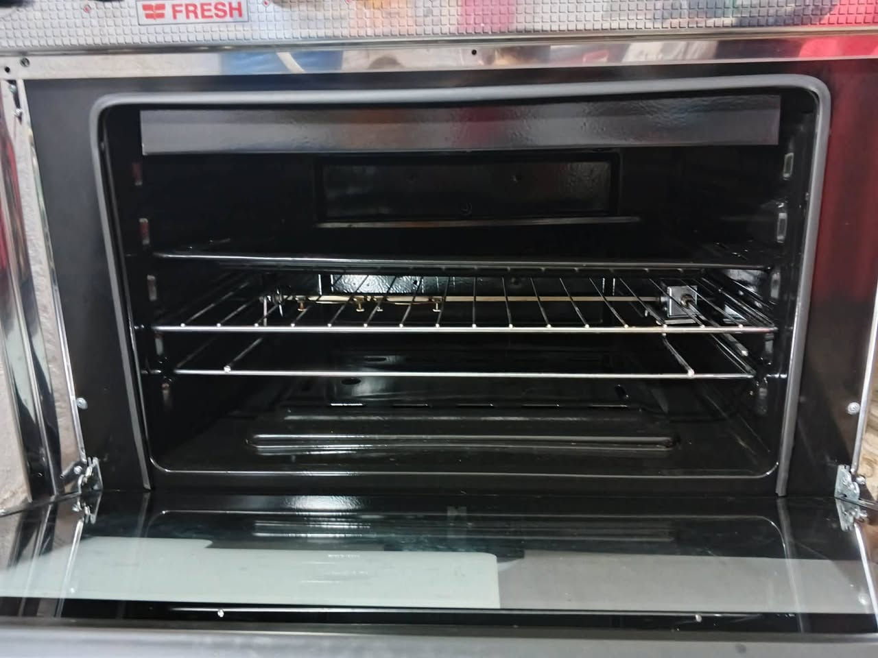 سلام عليكم طباخ فريش 5 عيون5 ستخدام شهر جديد ملامصلح ولا هاي كريازي كله شغال تجي تشوفه وعلا فص عنوان نجف السعر 450 رقم هاتف *********** واتساب بي
