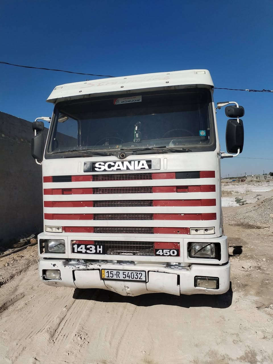 للبيع سكانيه بطه مديل 95مكينه 143صفر 10 كرين 10طن 3سلاتات رقم الانبار جديد سياره جاهزه للعمل سعره 260 //*********** //***********
