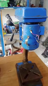 اسلام عليكم جهاز طابعه وادريل جك يدوي وبريس  للبيع مكاني بغداد مدينه ا...