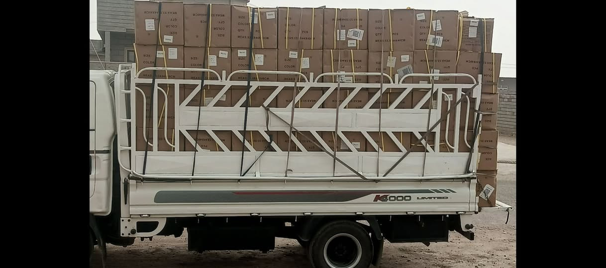 السلام عليكم عندي كيا فحل تحمل 4 طن مستعد بنقل جميع أنواع البظايع والأخشاب والمواد الأخرى من الموصل أو علا المحافظات الجنوبية والشمالية للعلم موقع الكيا وصاحبها في الموصل هاي ارقامي     ***********         *********** خاير  ودلل
