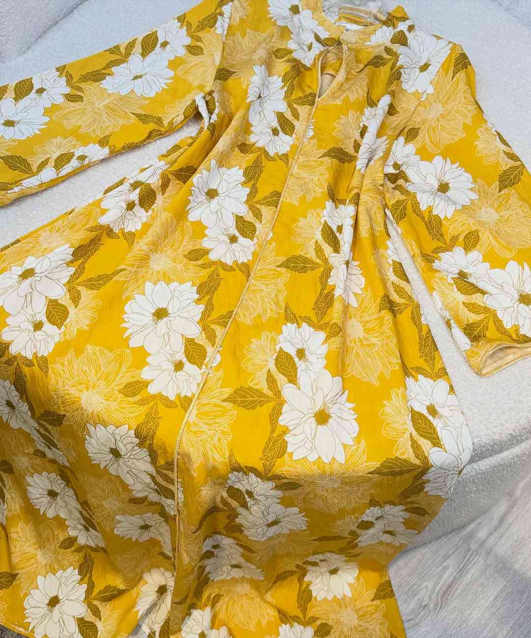 الـسعر13الف💛🌼
القياسات(L,xl,2x,3x)

للحجز و الاستفسار التواصل على الأرقام واتس اب 
***********
***********
***********
***********

توصيل بغداد  5000
توصيل محافظات  5000
